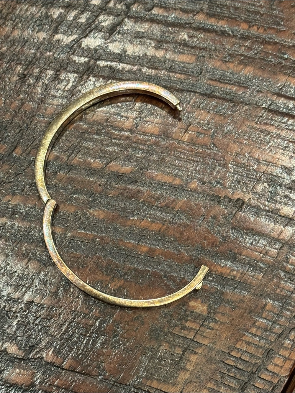 Kendra Scott Hammered Gold Bracelet - Picture 4 of 6
